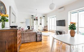 Cicerone Apartment